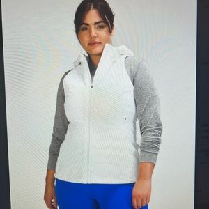 NWOT lululemon Another Mile Vest size 4